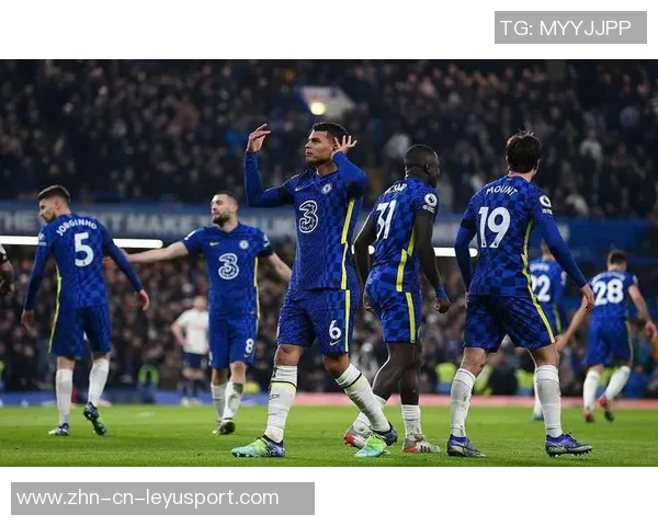 前阿森纳门将策划拳击赛切尔西热刺传奇球员同台竞技