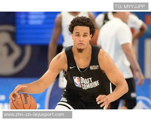 贾里德巴特勒对湖人狂砍35分7篮板9助攻引发多队关注的热议 贾里德巴特勒对湖人狂砍35分7篮板9助攻引发多队关注的热议