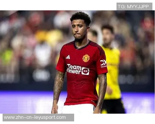 桑乔表现低迷被换下场5场比赛未能进球助攻引发热议