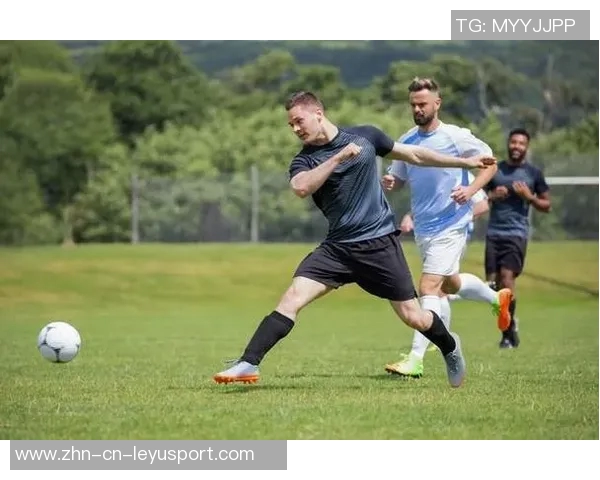 赫拉芬贝赫因脚踝受伤缺席利物浦今日训练状态堪忧 赫拉芬贝赫因脚踝受伤缺席利物浦今日训练状态堪忧