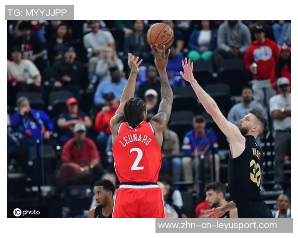 兰德尔带领球队奋勇争先19投12中砍下30分7篮板4助攻1抢断