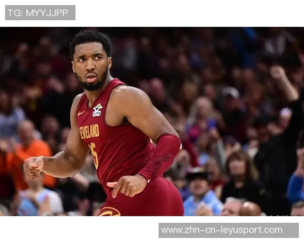 米切尔第三节火力全开独得14分三节合计贡献26分7篮板4助攻展现统治力 米切尔第三节火力全开独得14分三节合计贡献26分7篮板4助攻展现统治力